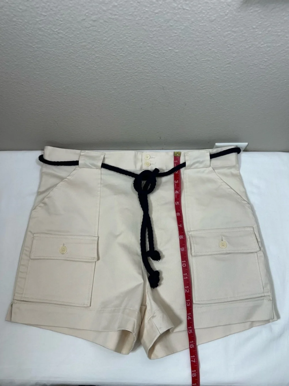 Zara Men’s Cotton Blend Cream Resort Beach Cargo Shorts with Navy Rope Tie 34_14
